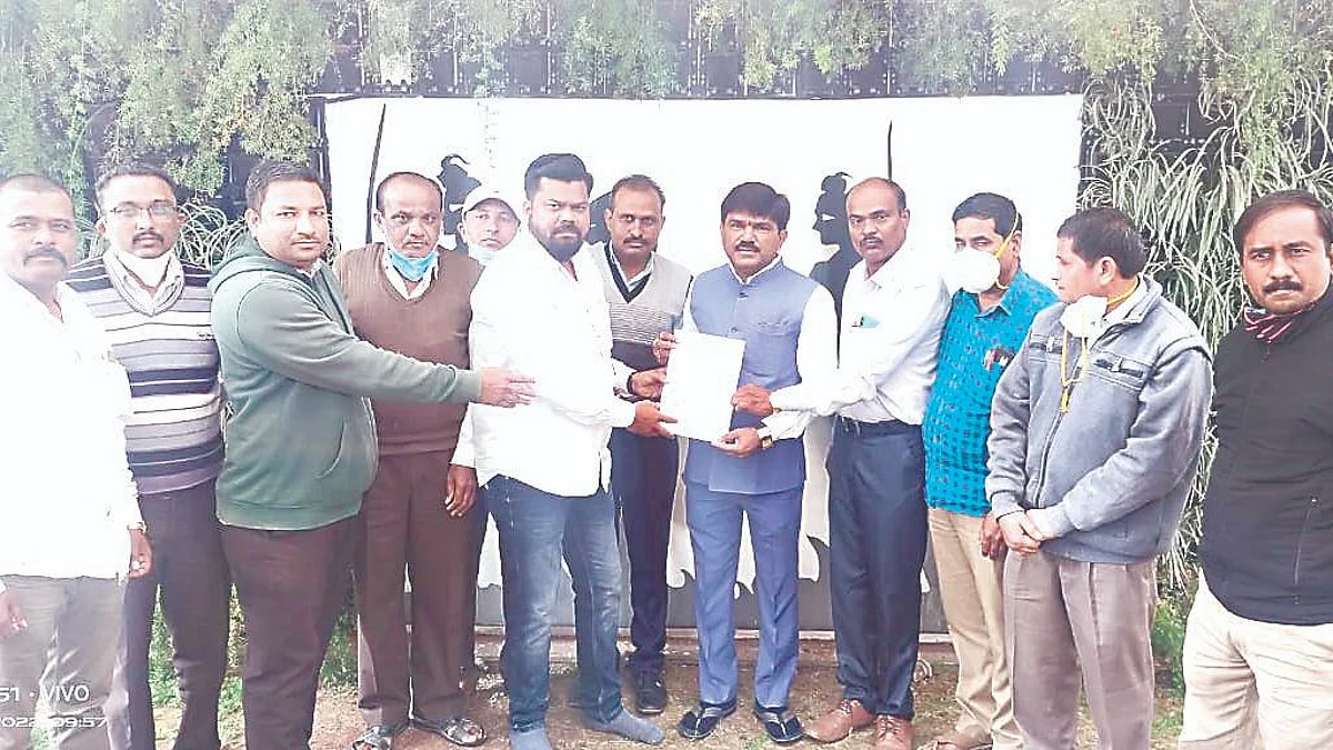 Demand for old pension scheme