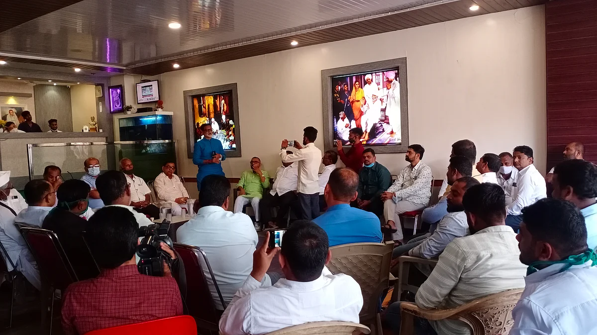 बहिष्कारचा सर्वपक्षियांचा निर्णयानंतरही काही व्यक्तींकडून जाणीवपूर्वक छेद देण्याचा प्रयत्न