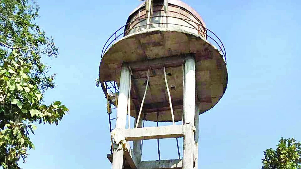 जुन्या विहीरीलाच नवीन दाखवण्याचा प्रकार