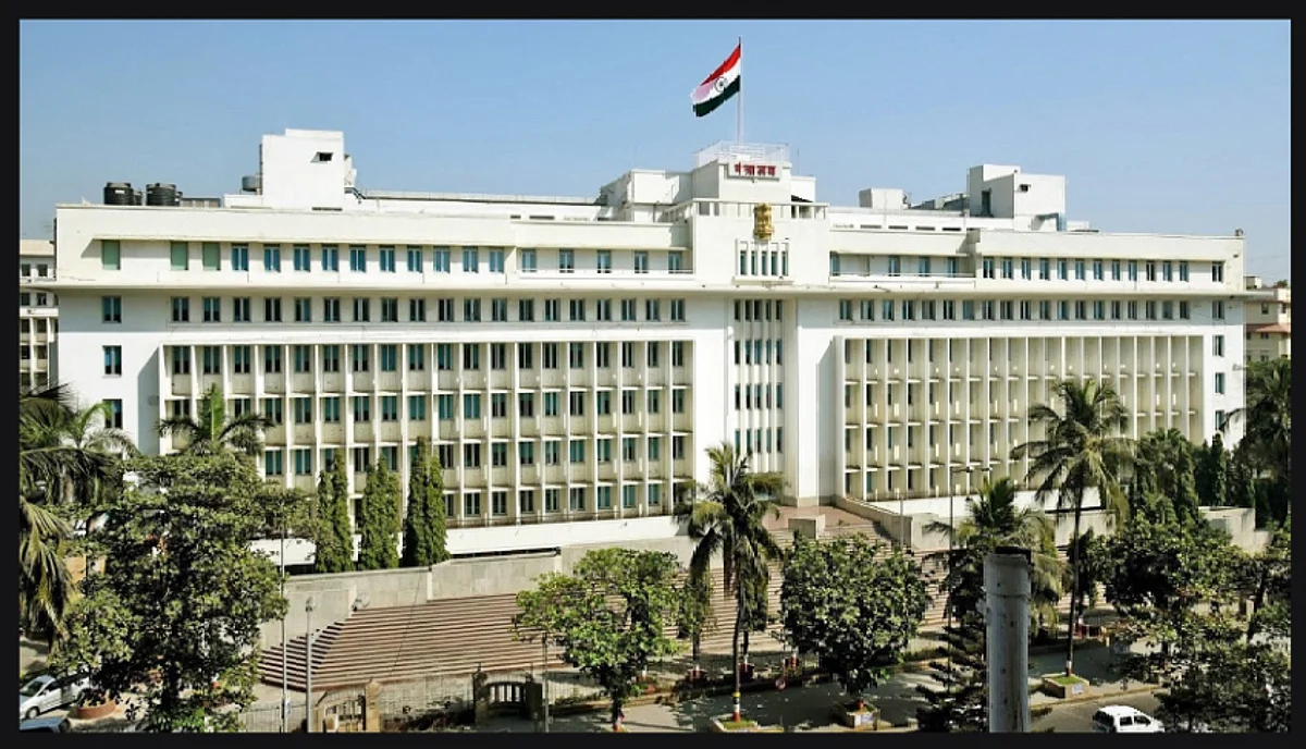 मंत्रालयासमोरील शासकीय बंगल्यांंची नावे बदलण्याचा निर्णय