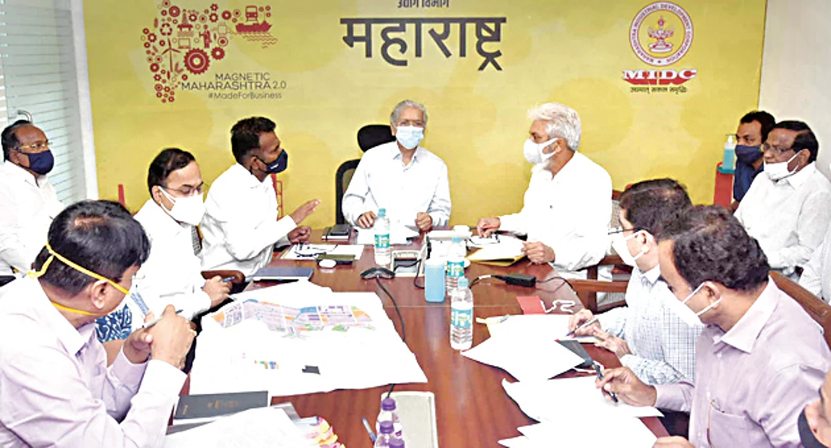 उद्योग प्रकल्प उभारणीस सहकार्य : ना. देसाई