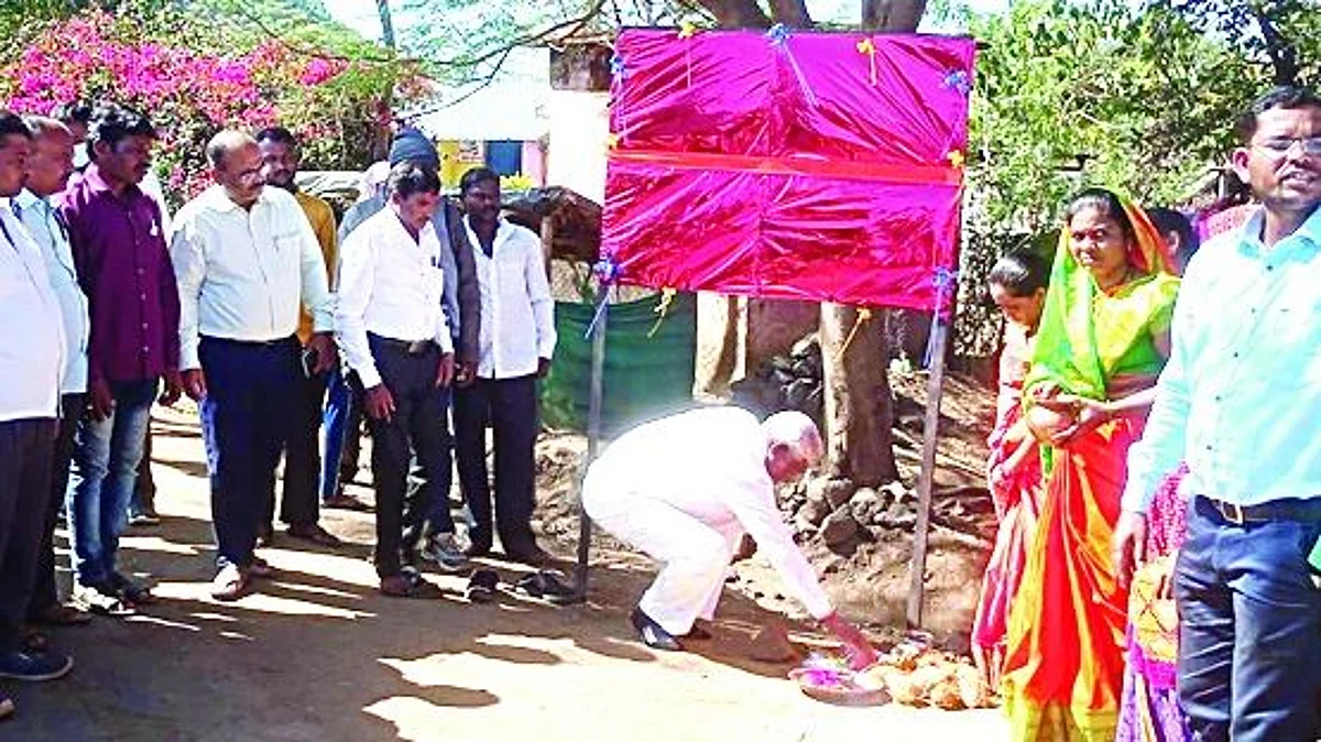 देवमामलेदार मार्गाचे भुमीपूजन