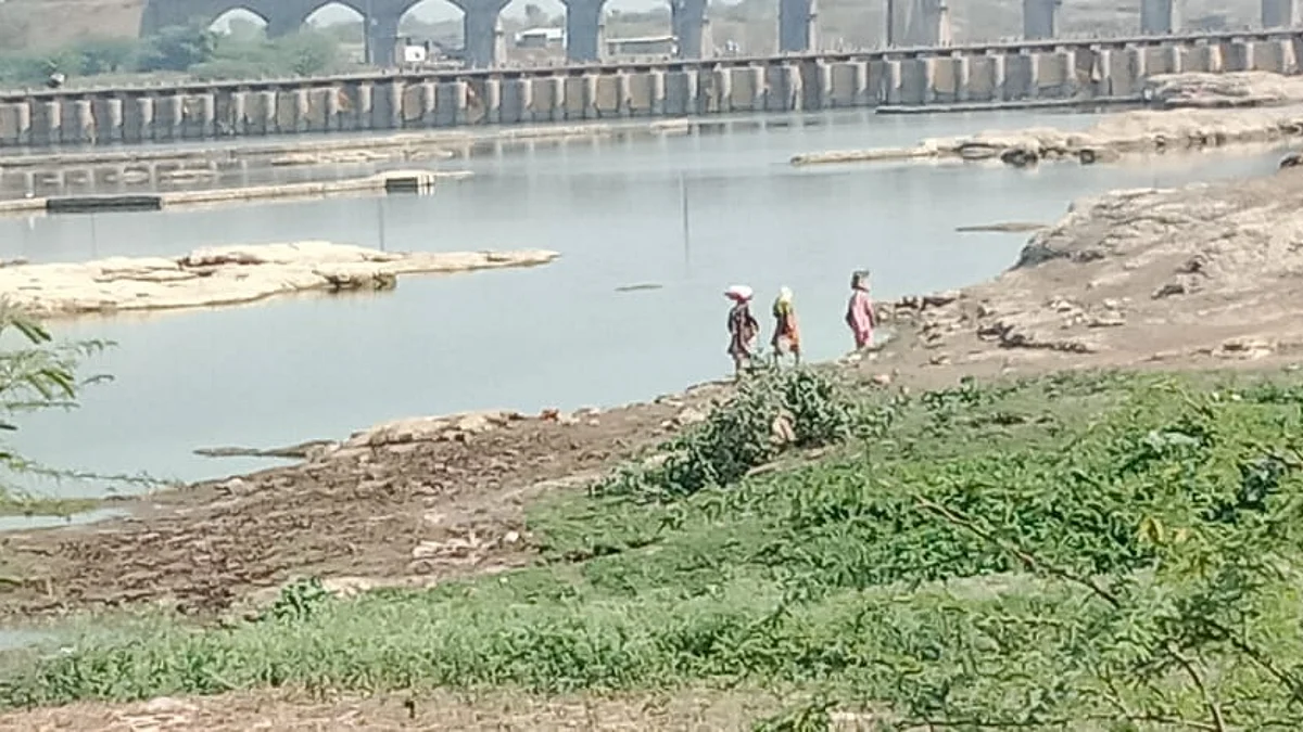 पुणतांबा येथील बंधार्याच्या पाणी पातळीत लक्षणीय घट