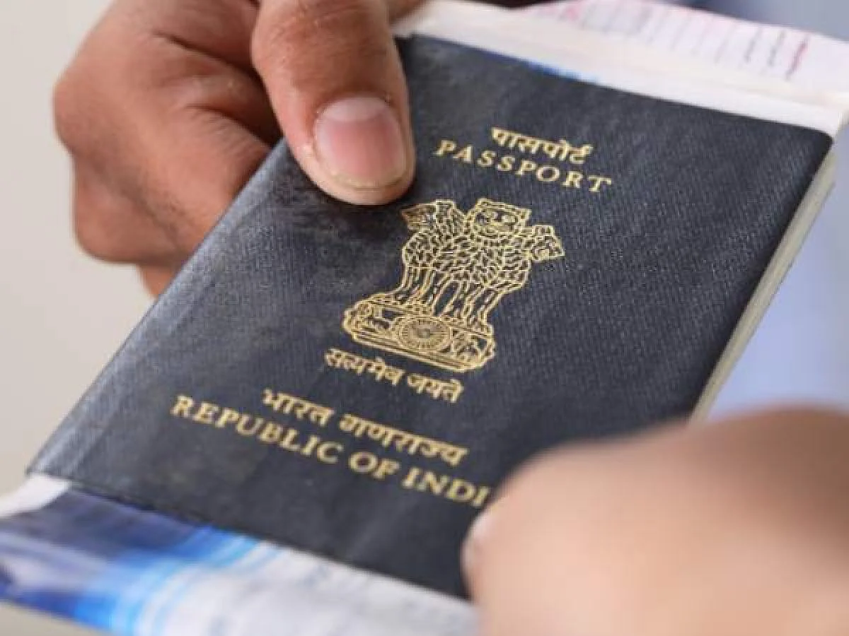 पासपोर्ट व्हेरिफिकशनसाठी पोलिस स्टेशनच्या चकरा मारुन थकला आहात?, मग ही बातमी वाचा