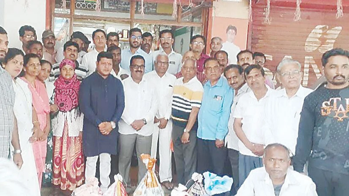 Grocery kits distributed among ST employees