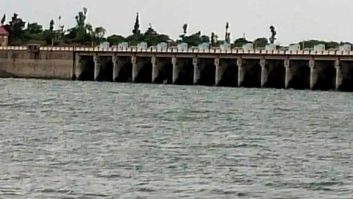 निर्णय बदलला : गिरणा धरणातून सोडण्यात येणारे आर्वतन लांबणीवर