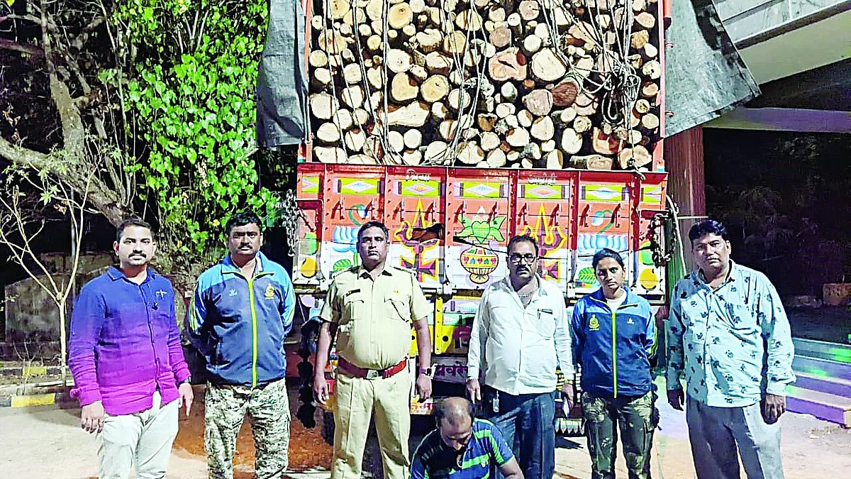 Gujarat connection of Igatpuri raids