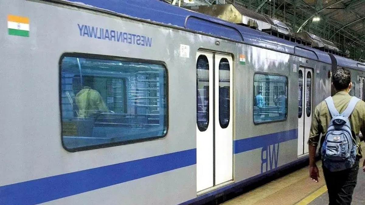 मुंबईकरांना गर्मी में ठंड का अहसास; AC लोकलचा प्रवास स्वस्त