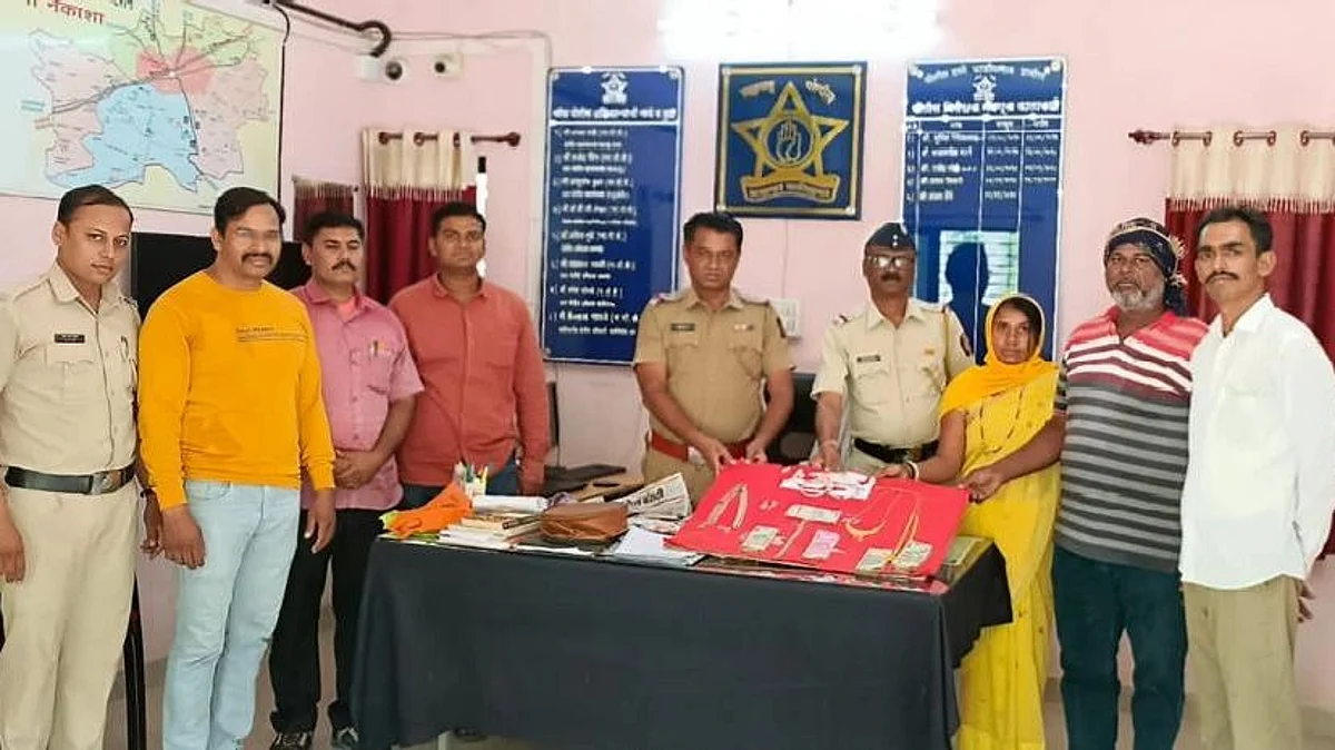 चोरीची उकल, पाच लाखांचा मुद्देमाल केला परत