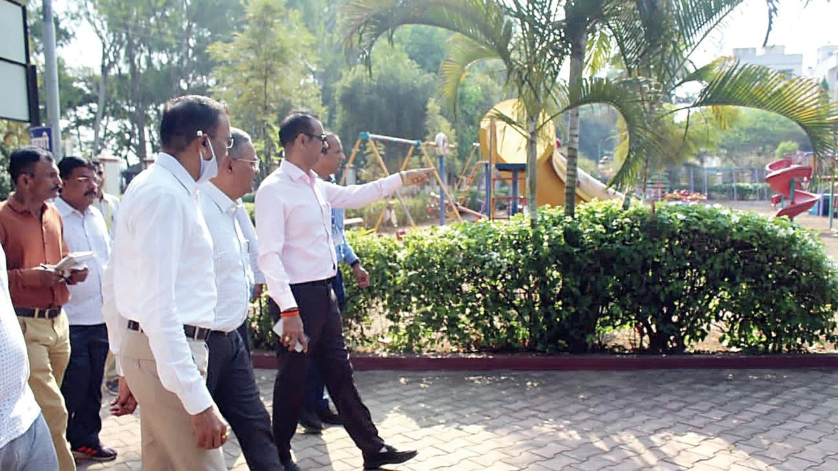 जॉगिंग ट्रॅकवरील त्रुटी दूर करण्याचे आदेश