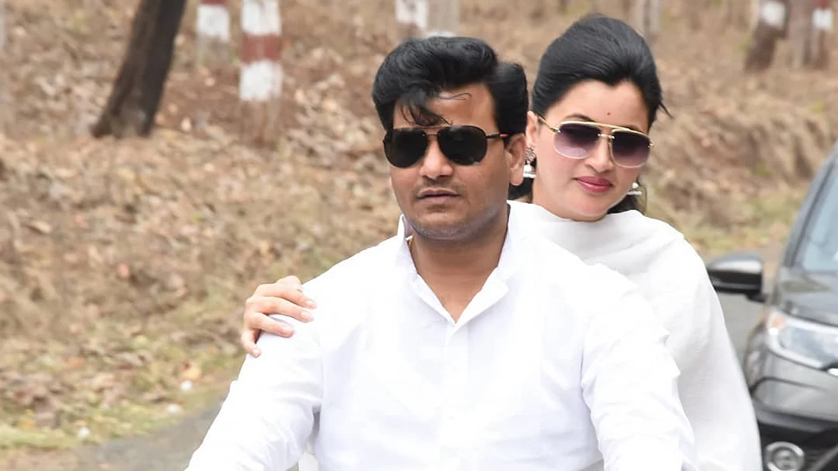अखेर राणा दाम्पत्य तुरुंगाबाहेर