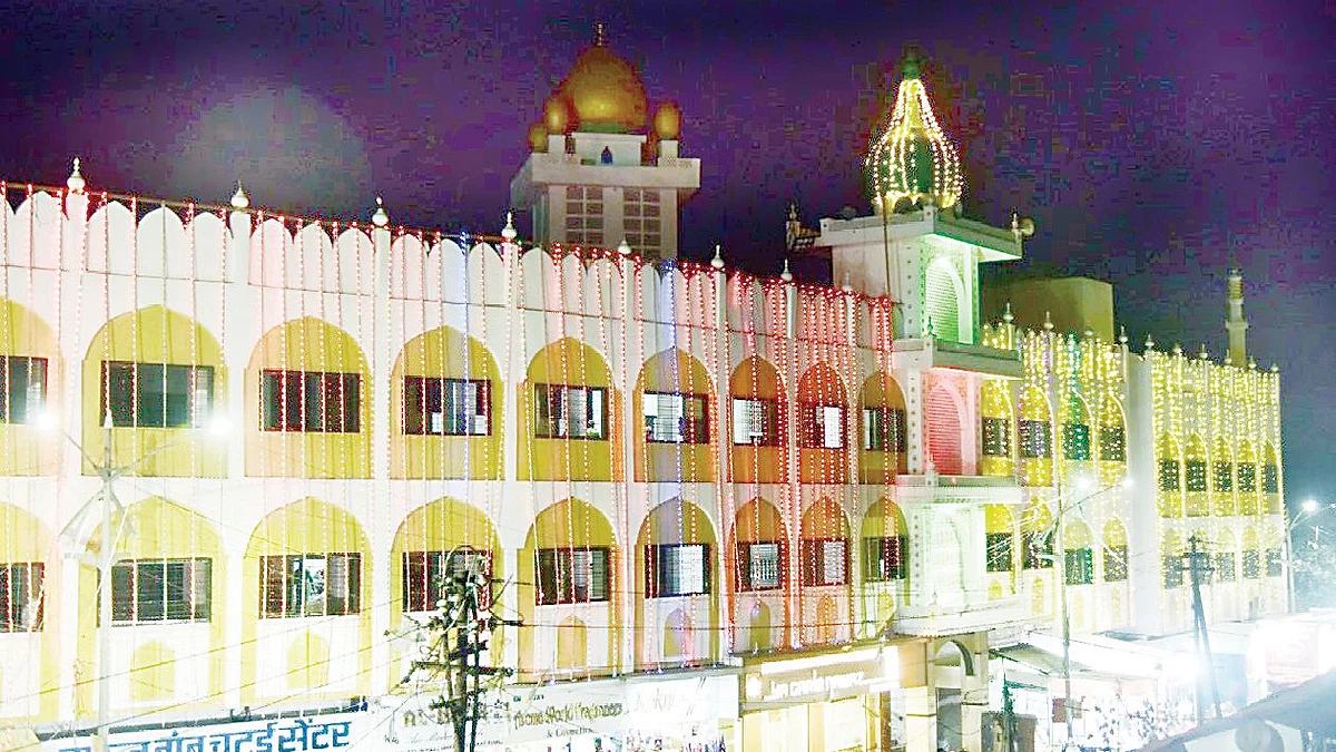 आज पवित्र शब-ए-कद्र