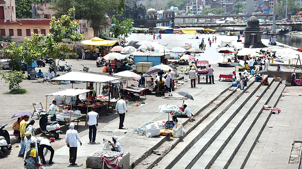 गंगाघाट परिसरात अतिक्रमण झाले तर याद राखा; मनपा आयुक्तांची तंबी