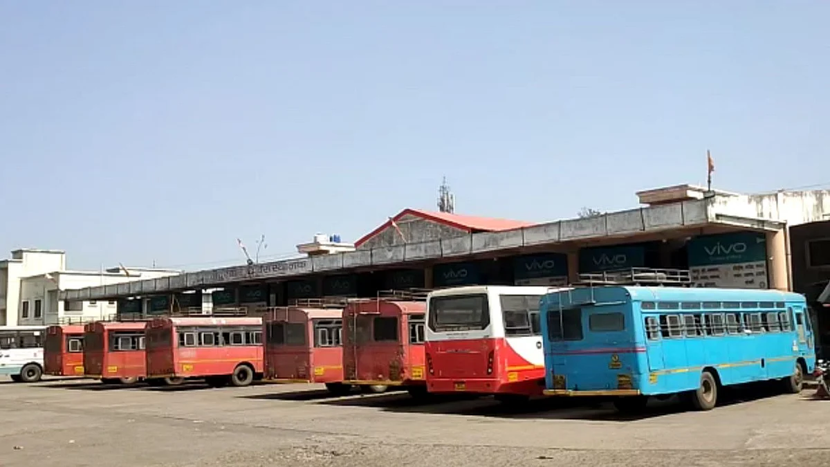 नंदूरबार आगारातील सर्व एसटी कर्मचारी या तारखेपासून कामावर होणार हजर