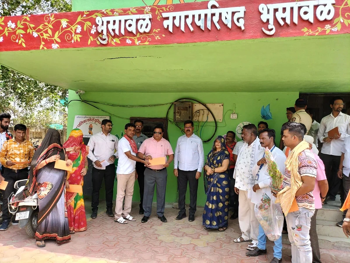 आनंद वार्ता : नगरपरिषदेत १८ वारसांना नियुक्ती