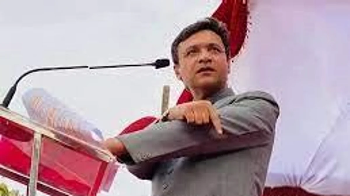 'ज्यांना घरातून काढले त्यांच्याविषयी मी काय बोलू'