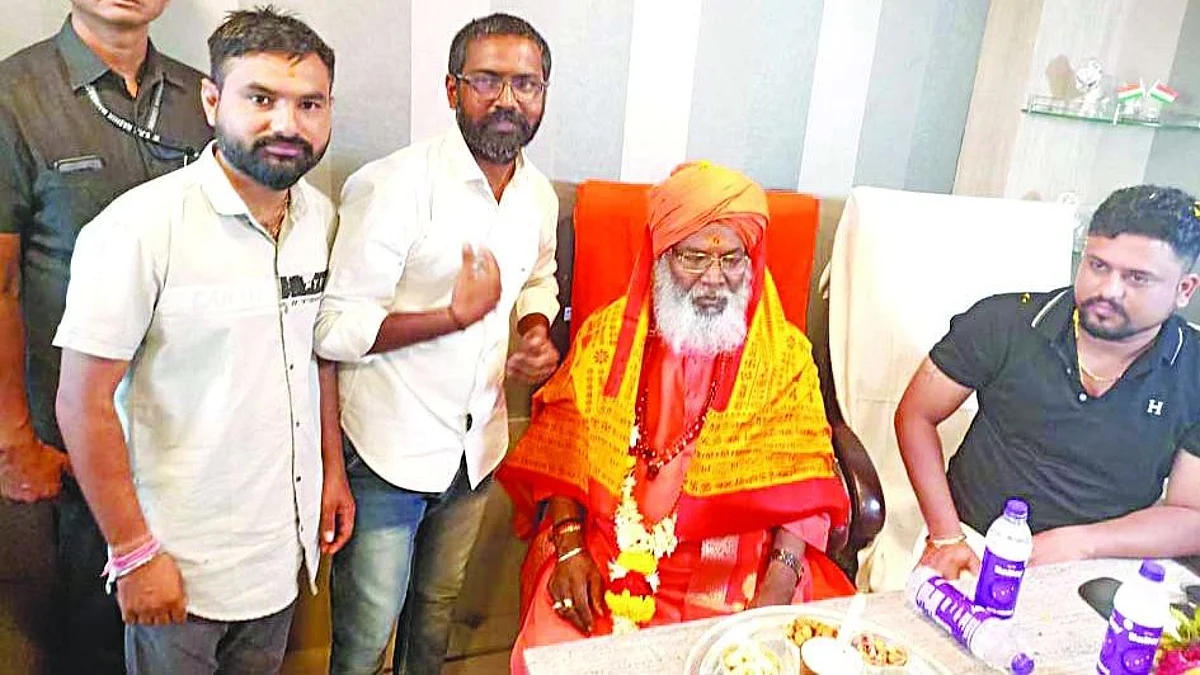 राज ठाकरेंनी उत्तरभारतीयांची माफी मागावी : साक्षी महाराज