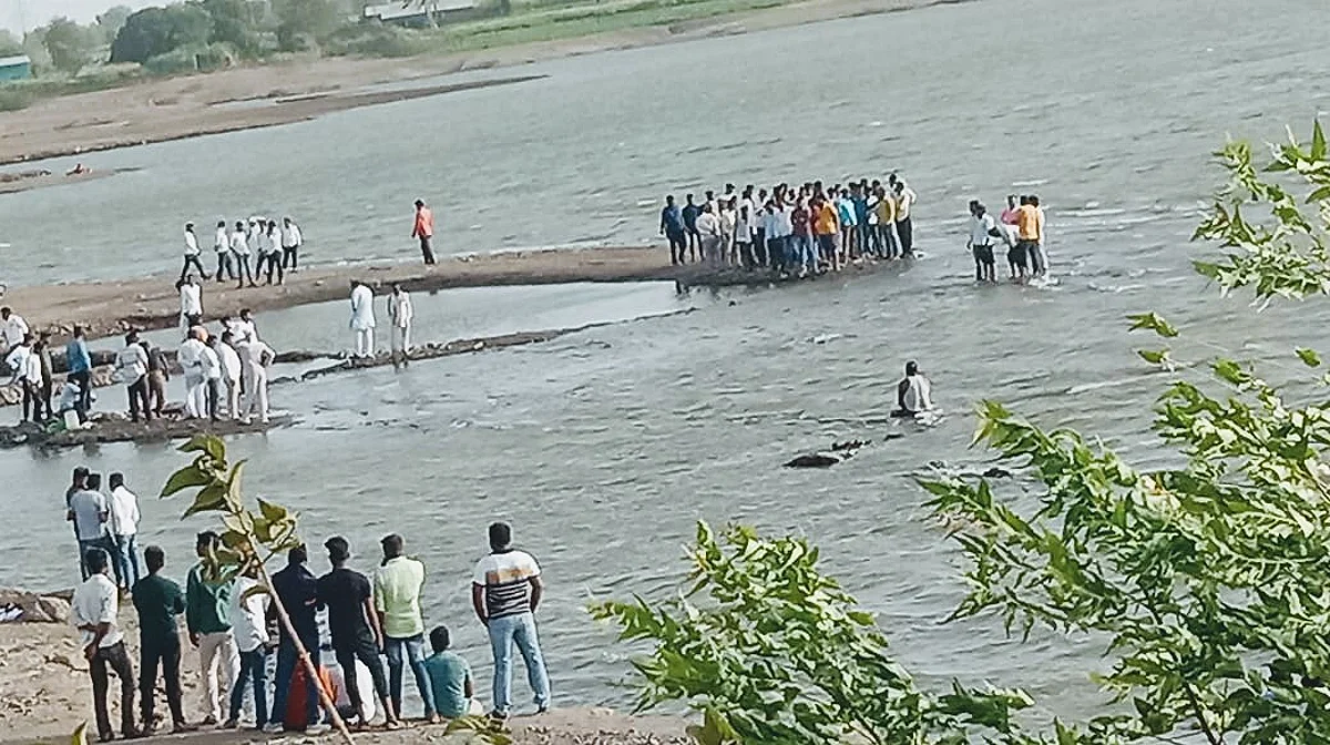 टेलटँकमध्ये पोहण्यासाठी गेलेल्या तरुणाचा पाण्यात बुडून मृत्यू