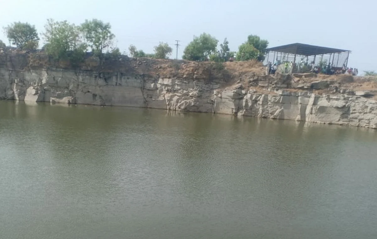 पोहण्याच्या पैंजेने घेतला युवकाचा जीव