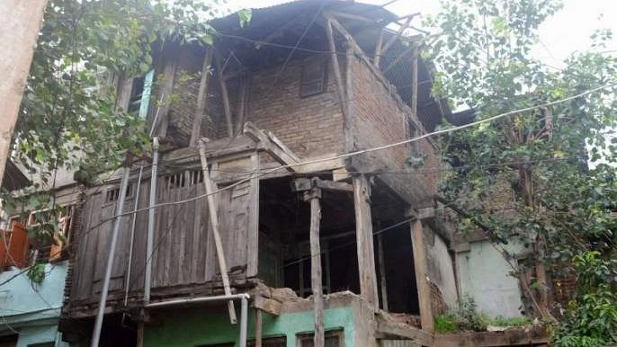 धोकादायक इमारतींंबाबत आयुक्तांकडून सूचना