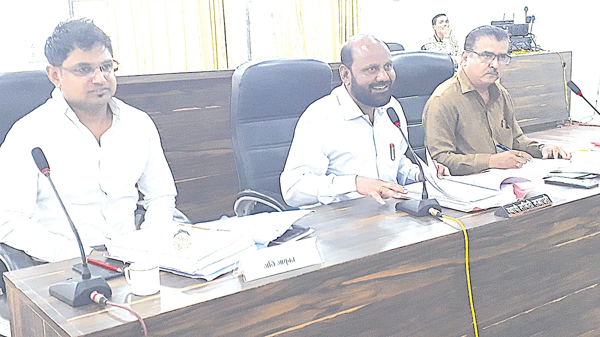 एलबीटी ठेकेदारावरुन स्थायीत शाब्दीक वाद