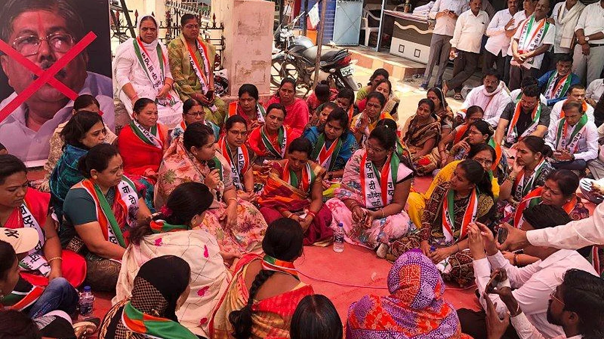 चंद्रकांत पाटील यांच्या वक्तव्याने समस्त महिलांचा अपमान - चैताली काळे