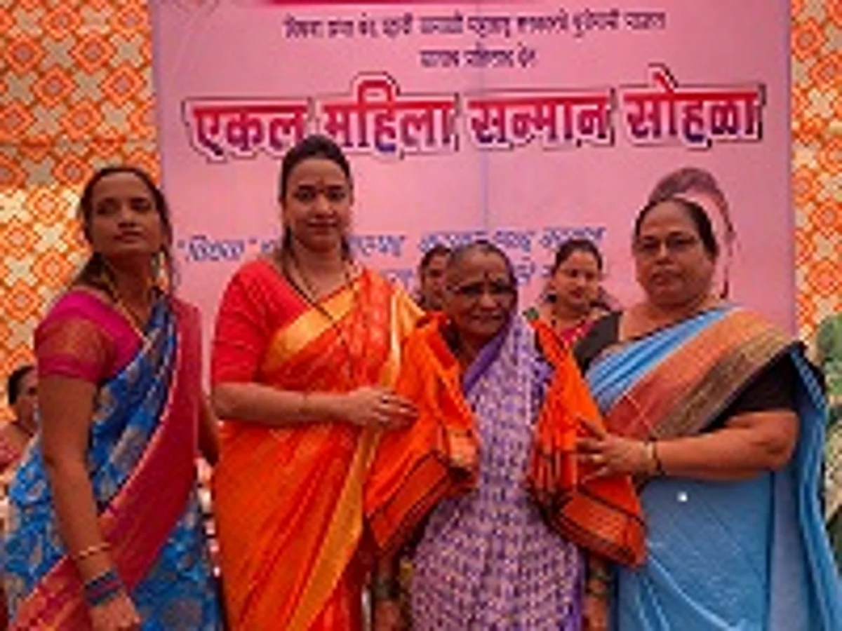 'विधवा नव्हे एकल महिला म्हणा' : प्रेरणा बलकवडे