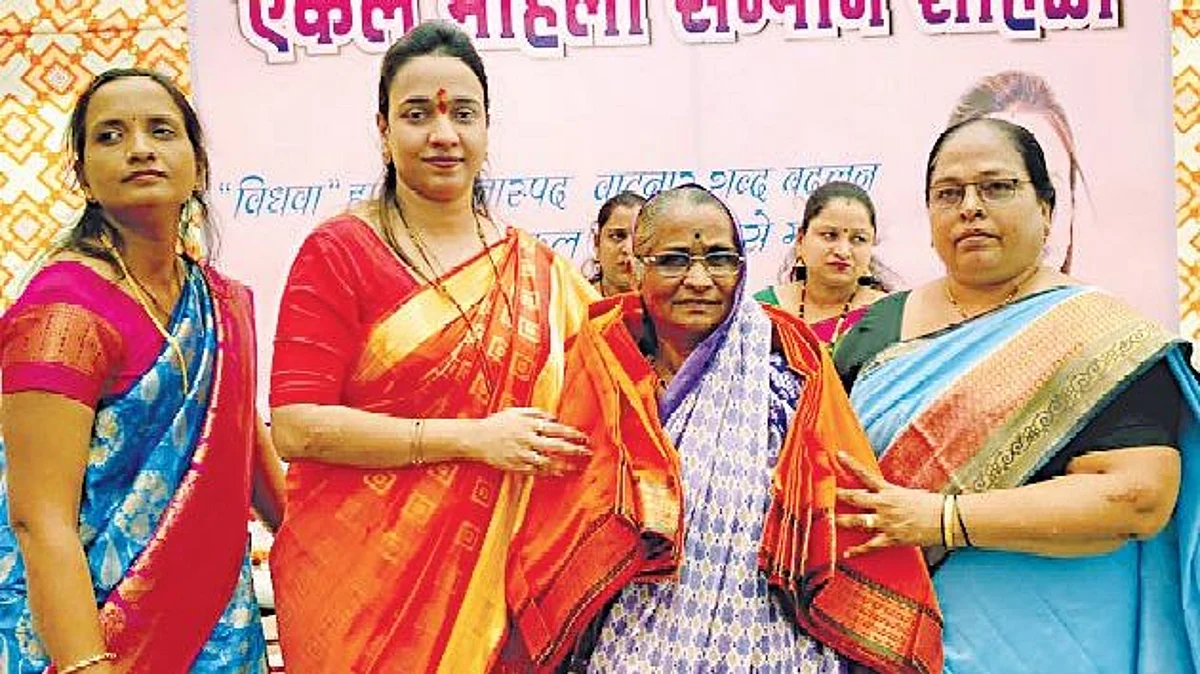 भगूरमध्ये अनोखी वटपौर्णिमा