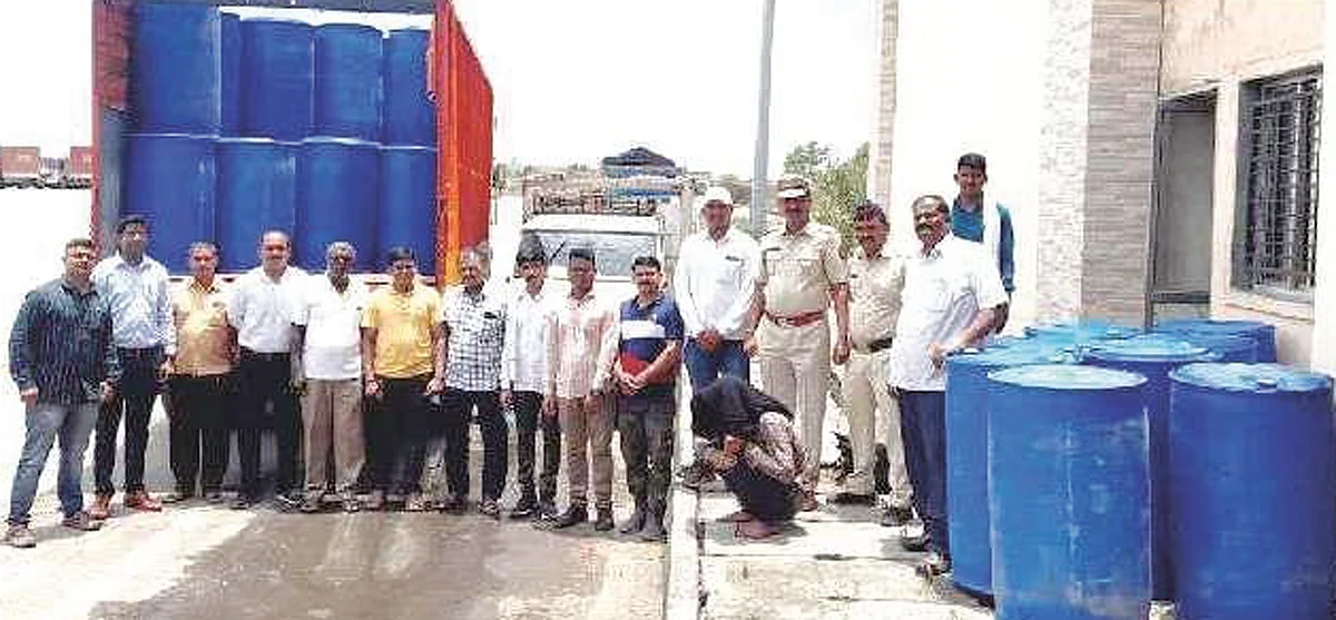 ट्रकसह 22 लाखांचे स्पिरीट जप्त, चालक ताब्यात