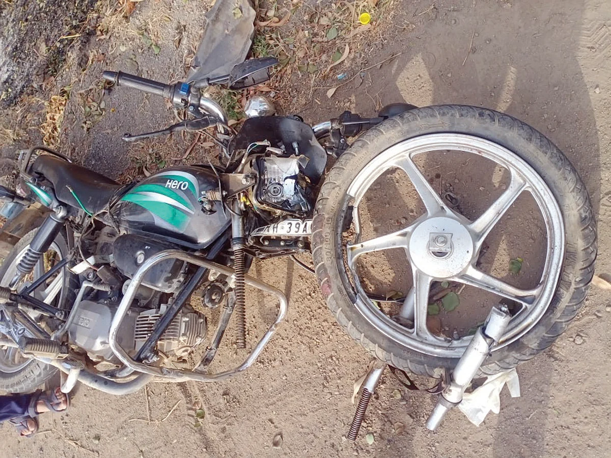 नवापूर येथे भीषण अपघातात विश्रामगृहातील कर्मचार्याचा जागीच मृत्यू
