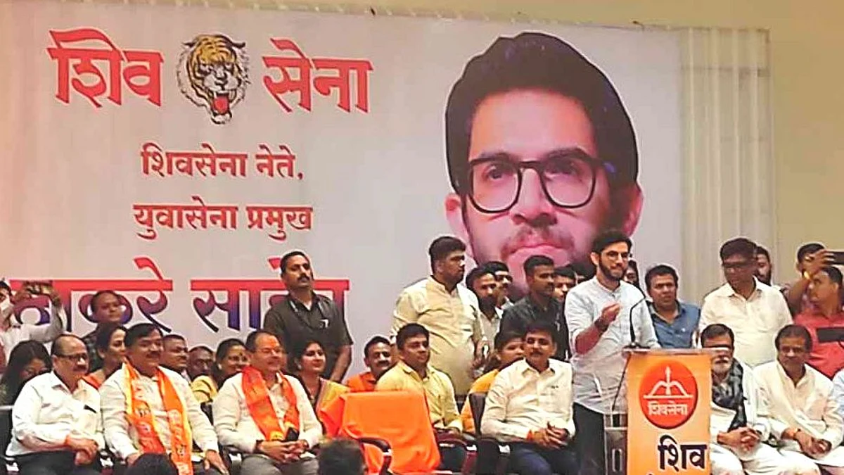हिम्मत असेल तर आमदारकीचे राजीनामे द्या- आदित्य ठाकरेंचा बंडखोरांना इशारा