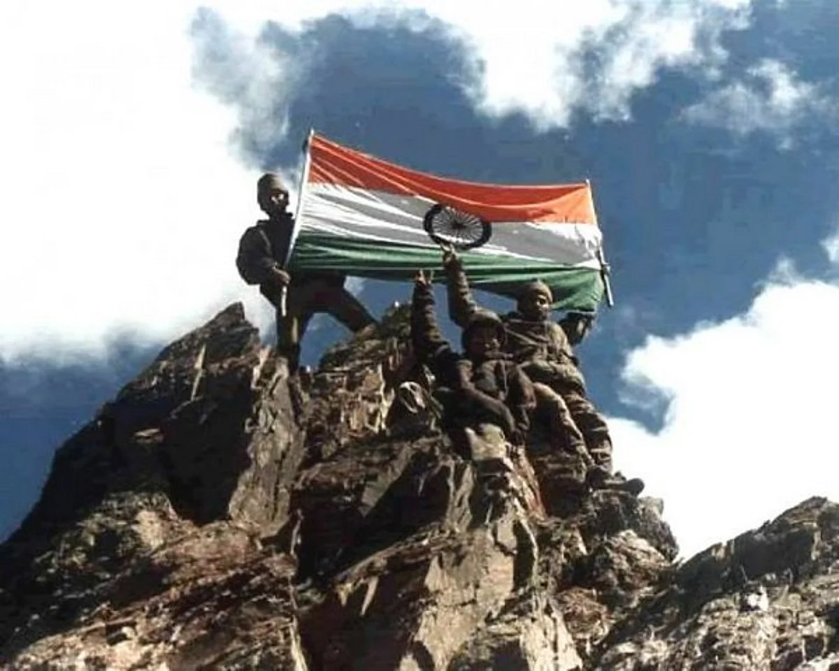 नमन त्या सर्व विरांना...