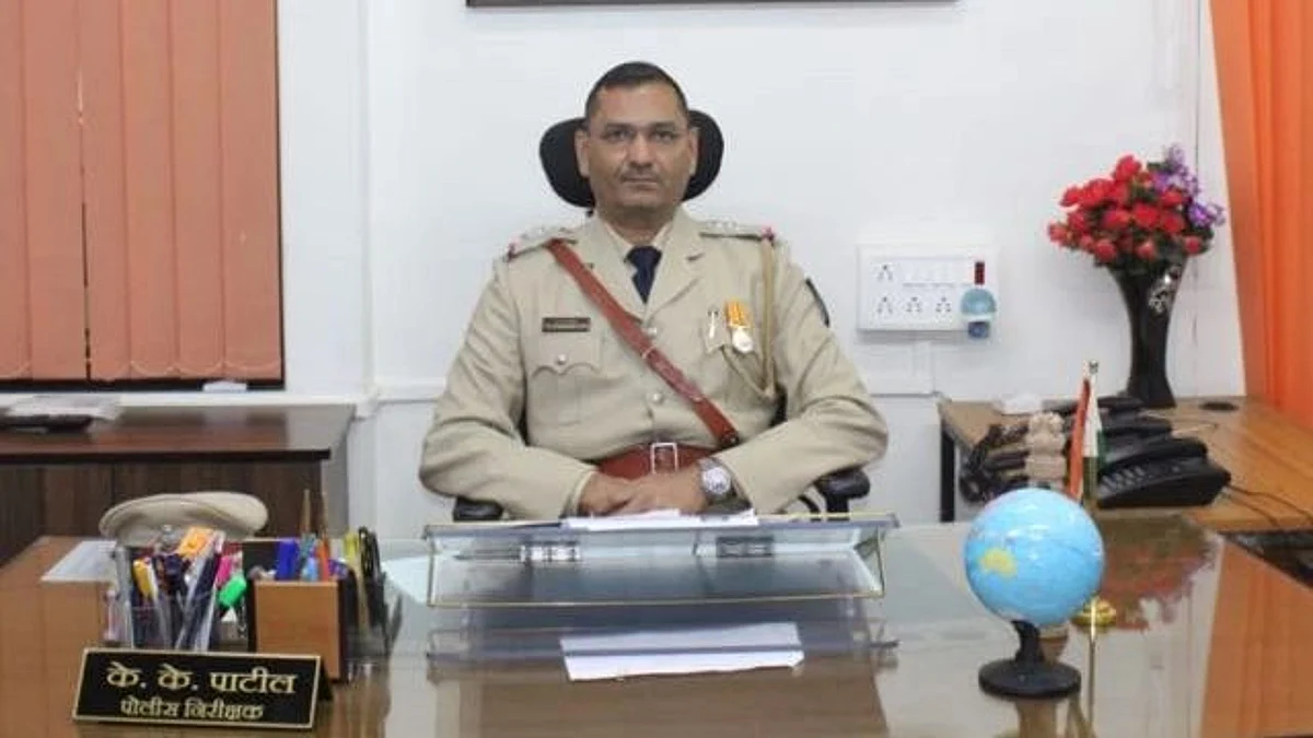 चाळीसगाव पोलीस स्टे.पो.निरिक्षक के.के.पाटील यांची बदली