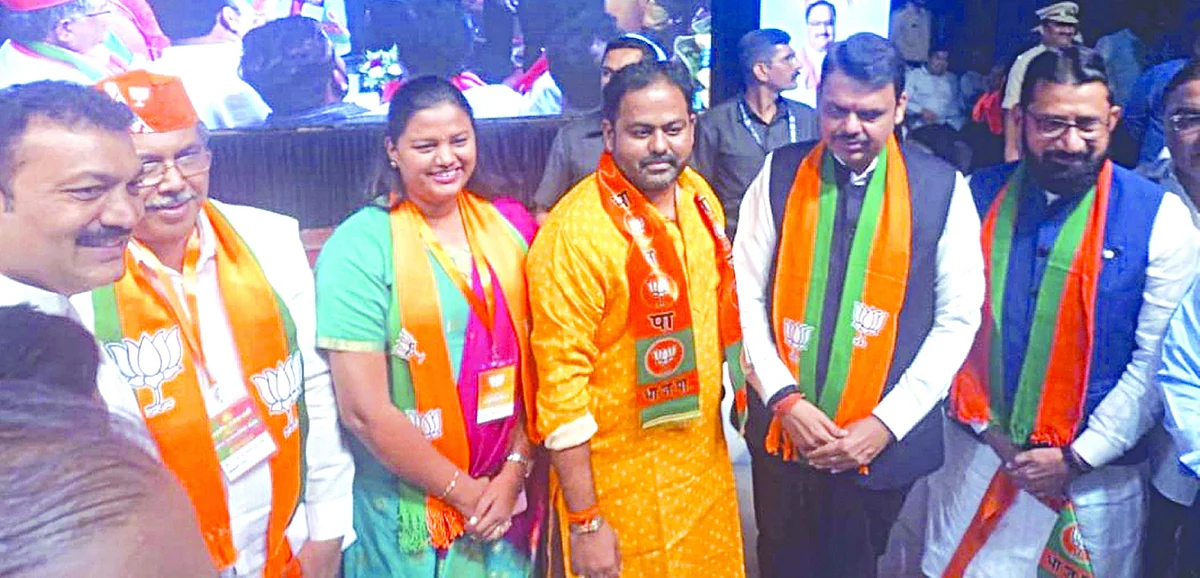शिवसेनेचे माजी जिल्हाध्यक्ष डॉ.विक्रांत मोरे यांचा भाजपात प्रवेश