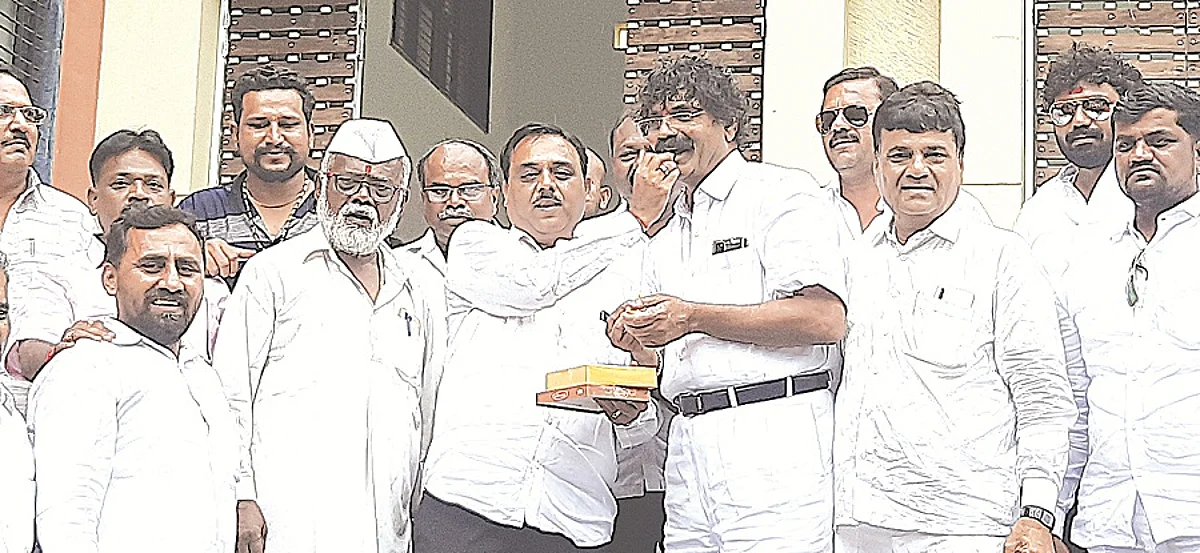 महापौरपदी प्रदीप कर्पेंना मिळाली पुन्हा संधी