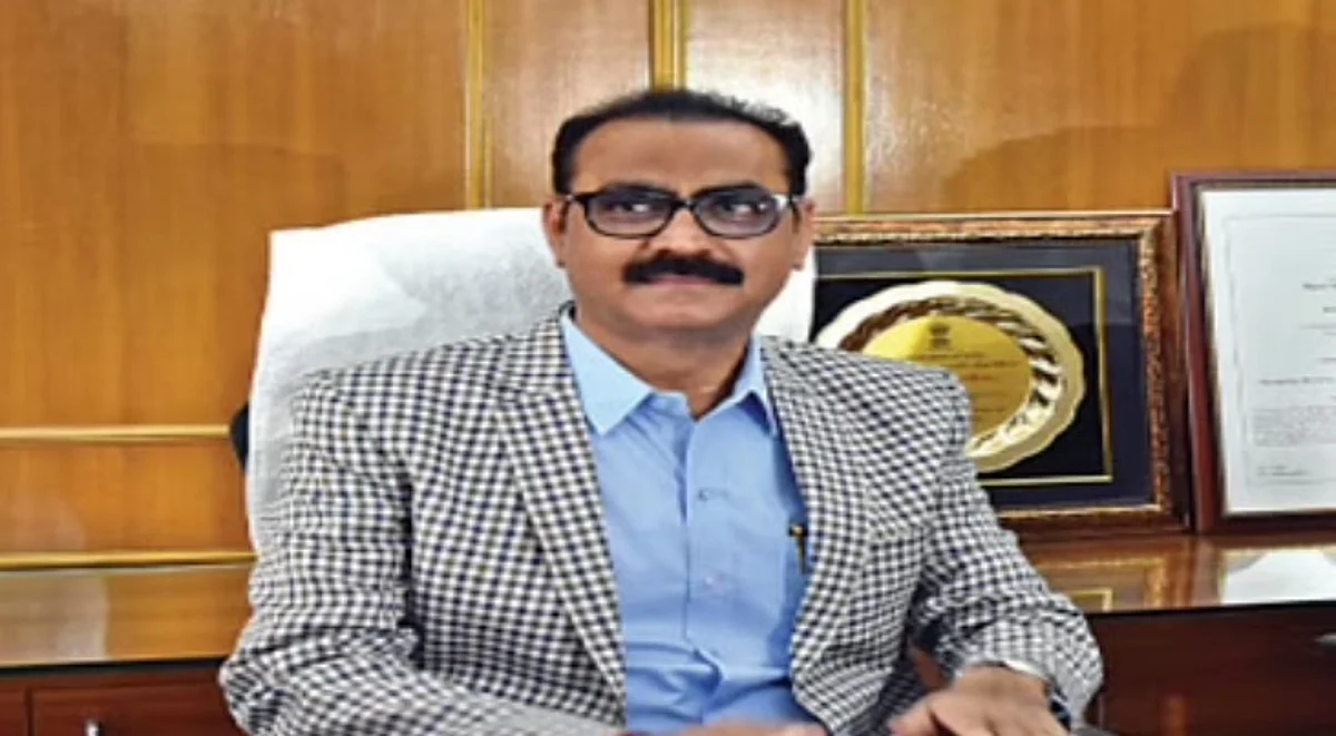 नाशिक मनपा आयुक्त रमेश पवार यांची बदली