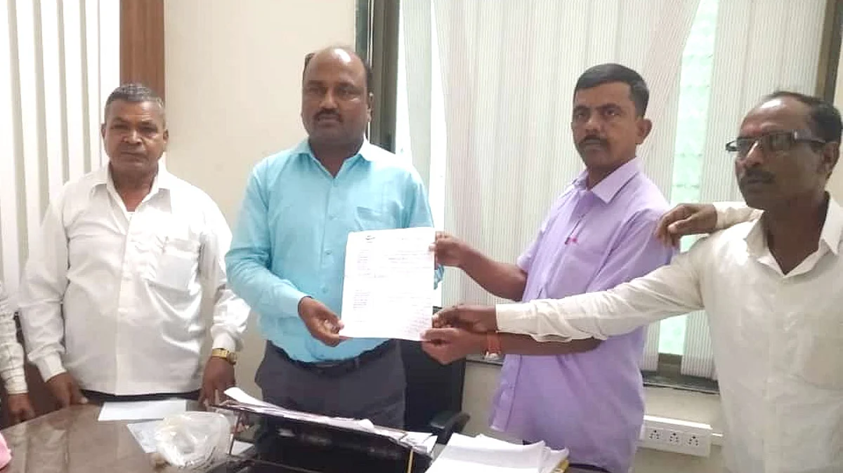 अंगणवाडी केंद्रावर खराब गहू दिल्याची ग्राहक पंचायतची तक्रार
