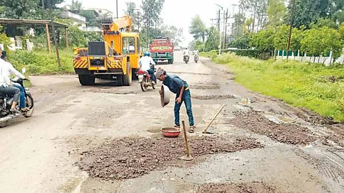 गणेशोत्सवापूर्वी रस्ते खड्डेमुक्त?