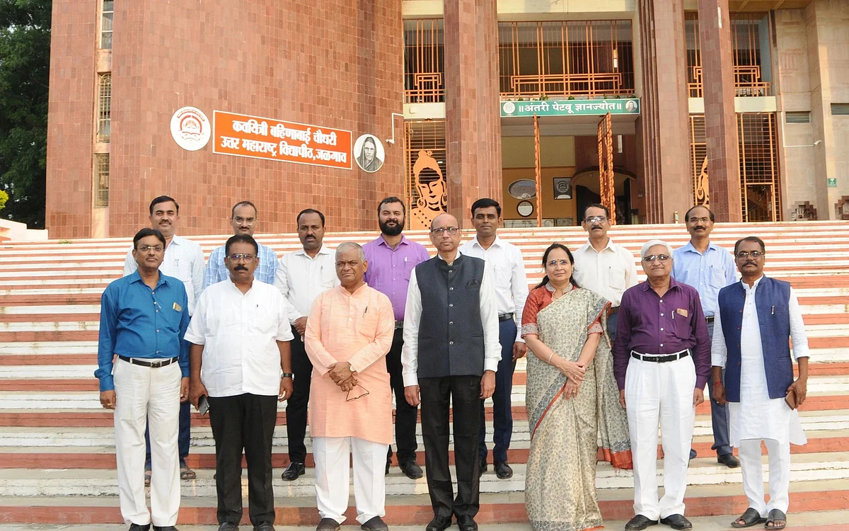 व्यवस्थापन परिषदेव्दारे विद्यार्थी हिताचे निर्णय घेतले