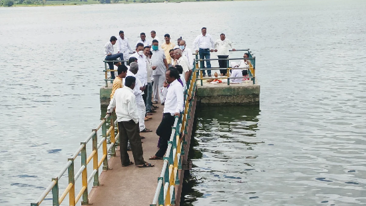 टाकळीभान टेलटँक भरल्याने बळीराजा सुखावला