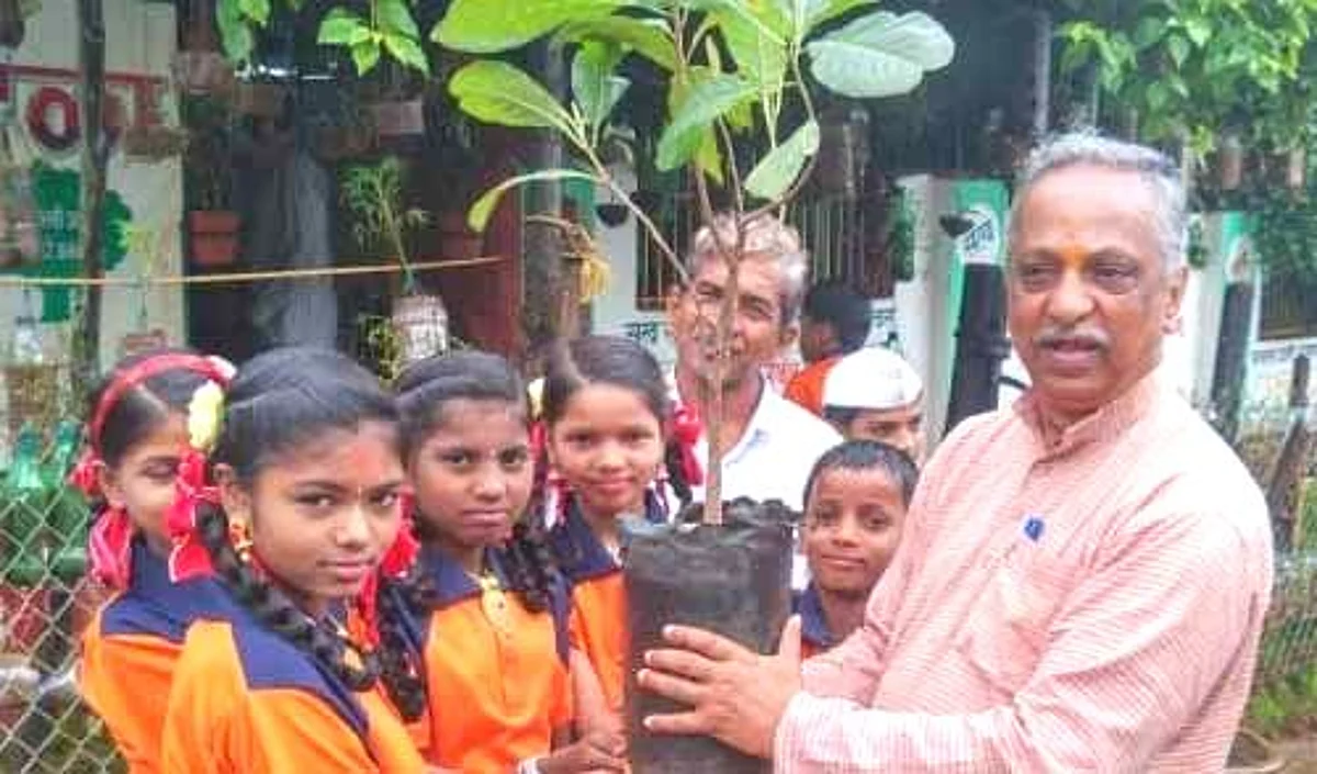 रमेश अय्यर यांना ‘आऊटस्टँडींग सिटीझन ऑफ नाशिक' पुरस्कार