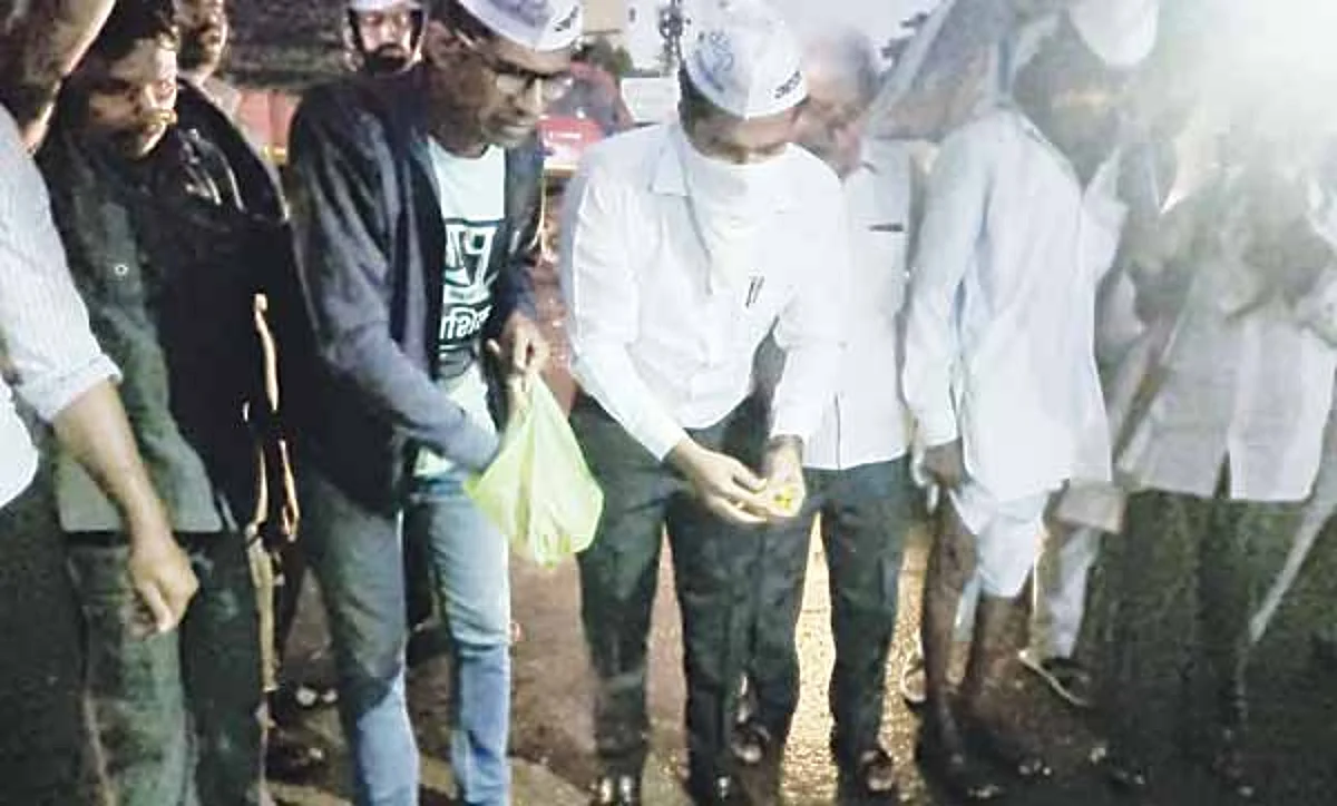 आम आदमी पार्टीचे अनोखे आंदोलन