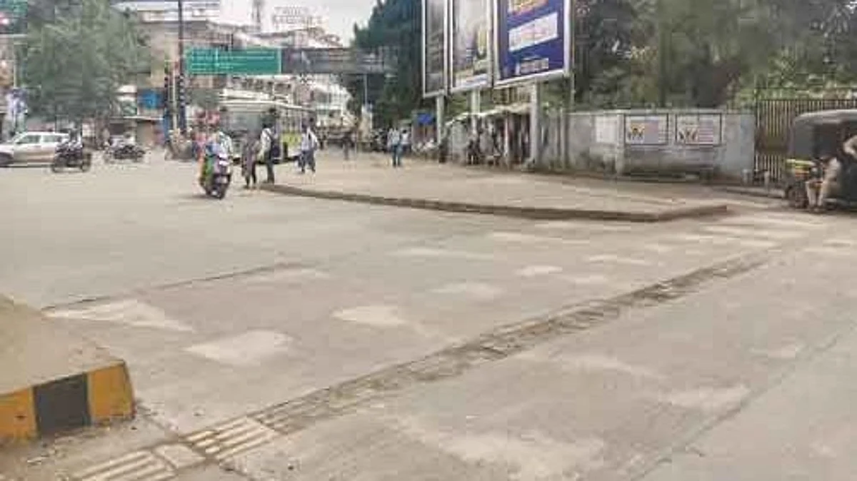 स्मार्ट सिटीच्या कामाने वाहतूककोंडी