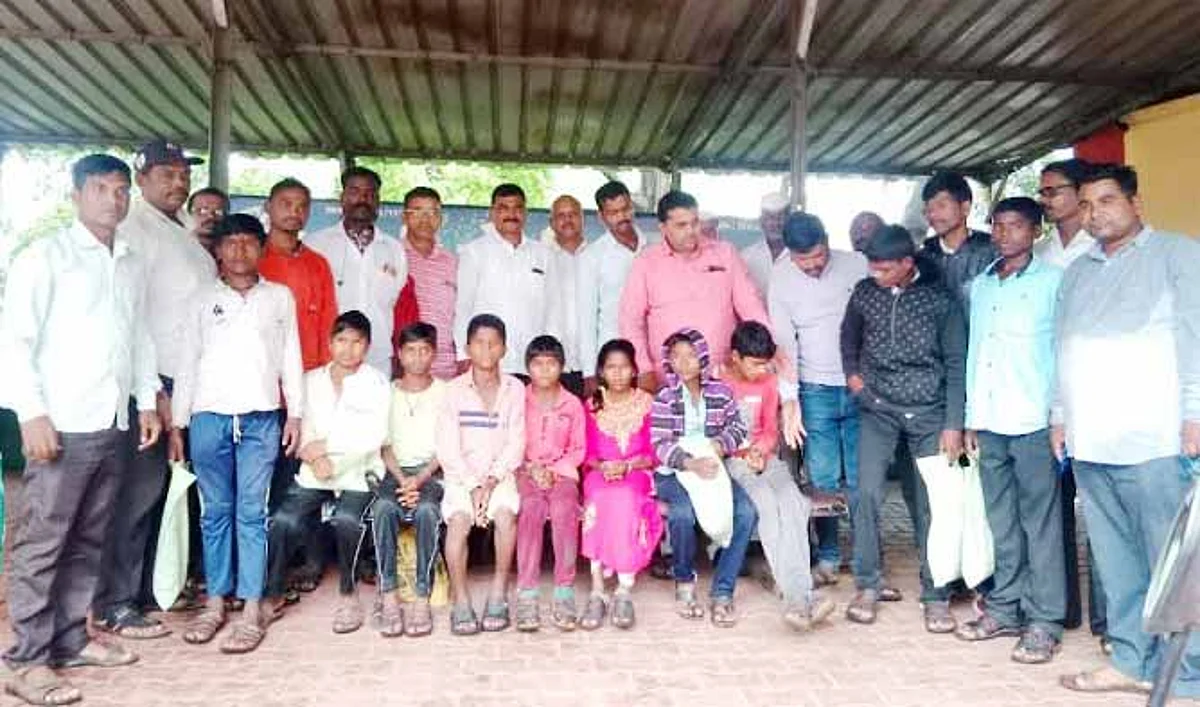 अकरा बालकांची बालमजुरीतून मुक्तता