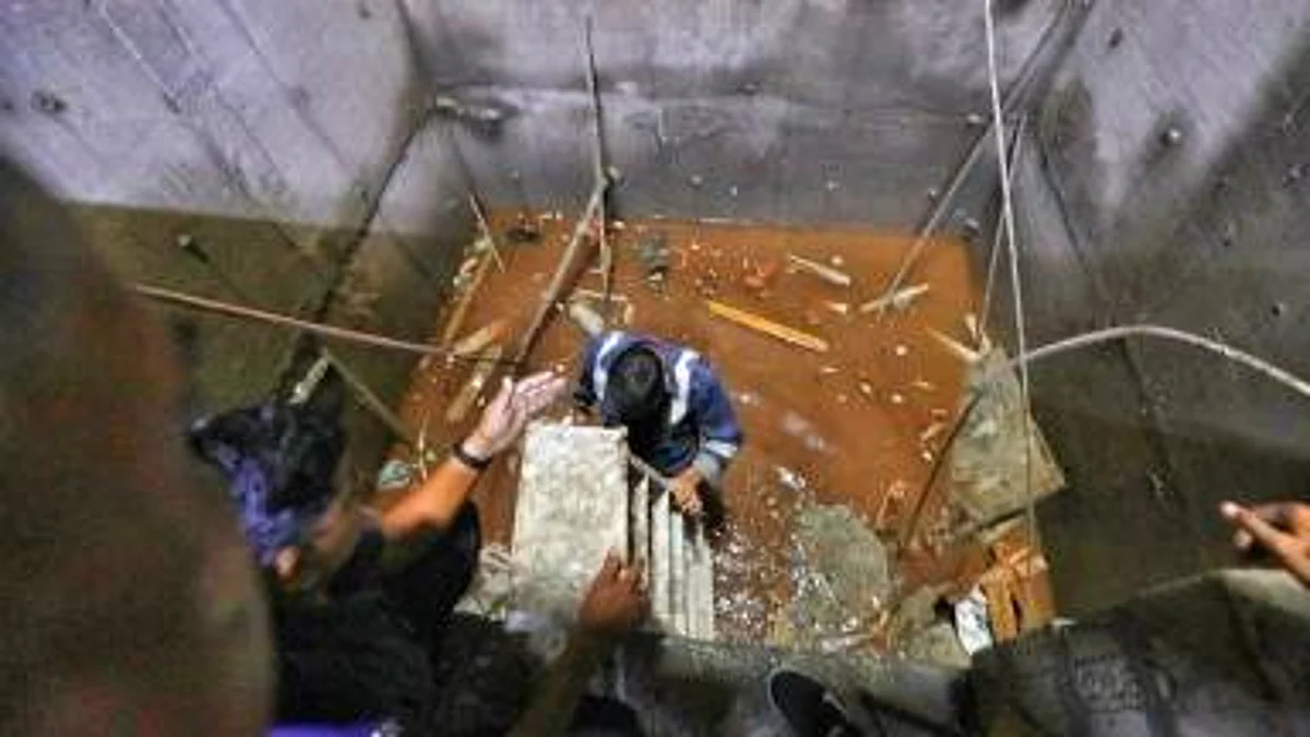 लिफ्ट कोसळून सात जणांचा मृत्यू; एक जखमी