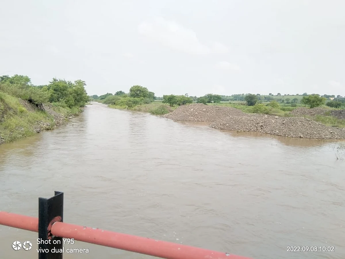 पारनेर तालुक्यात चोवीस तासात 52 मी.मी. पाऊस