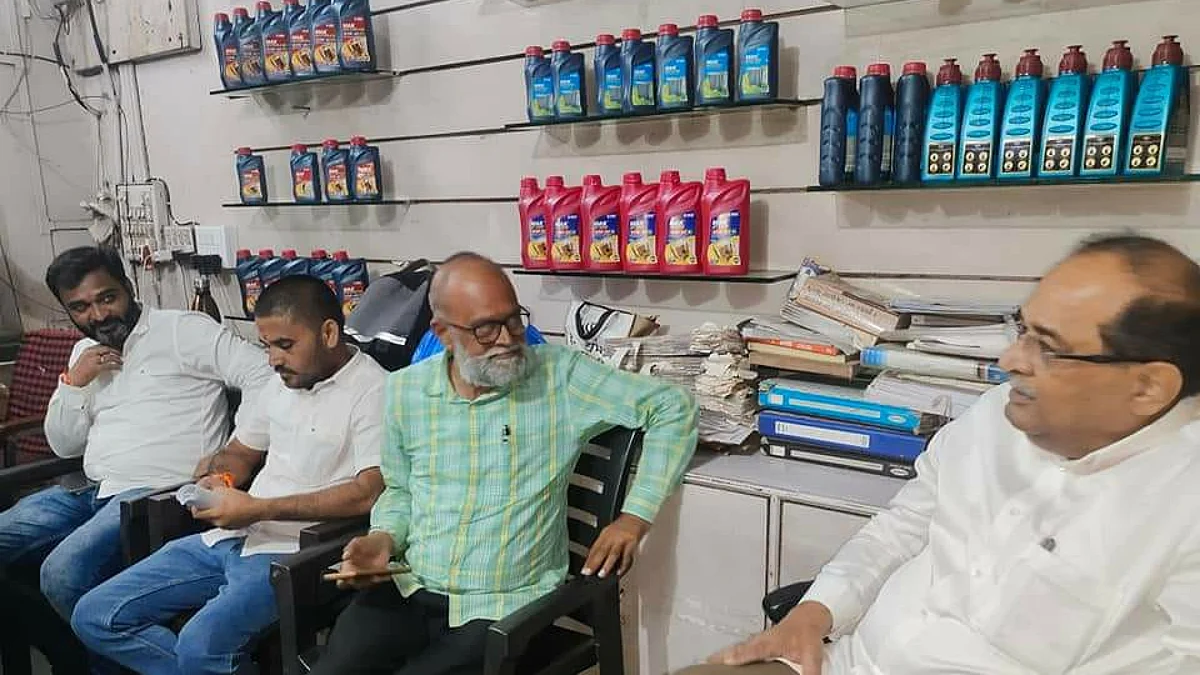 जनार्दन आहेर यांची संगमनेर शिवसेना तालुकाध्यक्षपदावरून हकालपट्टी; विखे-पिचडांसोबतची जवळीक भोवली