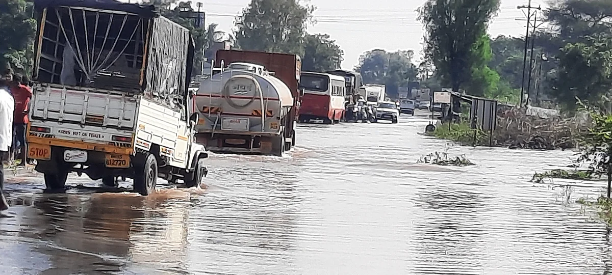 राहात्यात ढगफुटी सदृश्य पाऊस; जनजीवन विस्कळीत