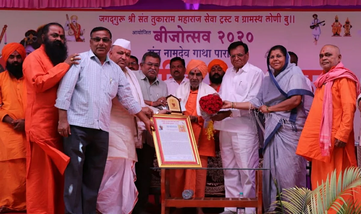 स्वामी सागरानंद सरस्वती ब्रम्हलीन यांच्या आठवणीने लोणीकर गहिवरले