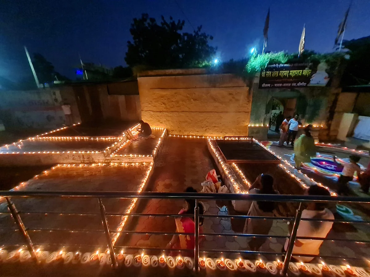 संत शेख महंमद महाराज मंदिर बारवेवर दीपोत्सव